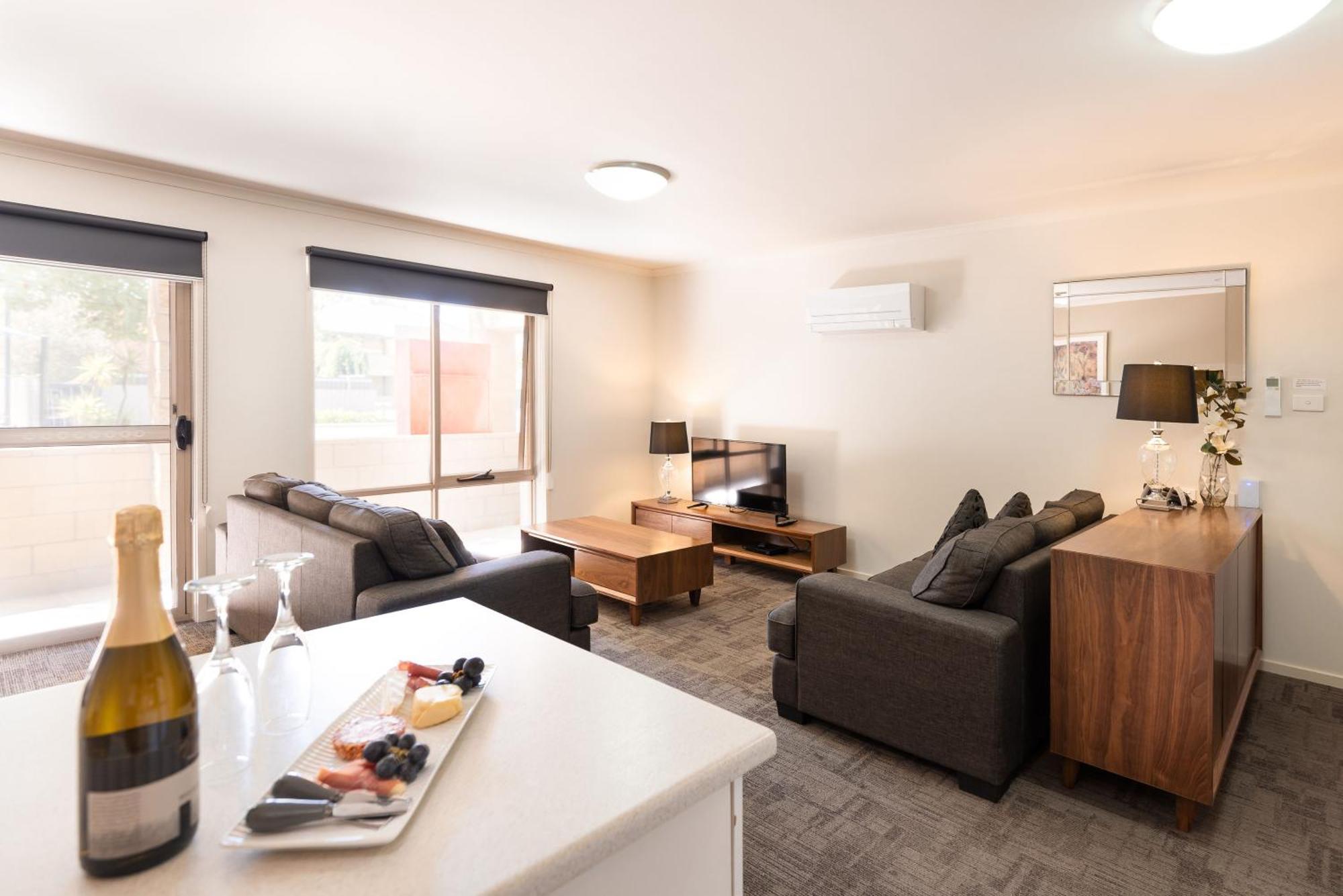 Quest Wagga Wagga Aparthotel Exterior photo