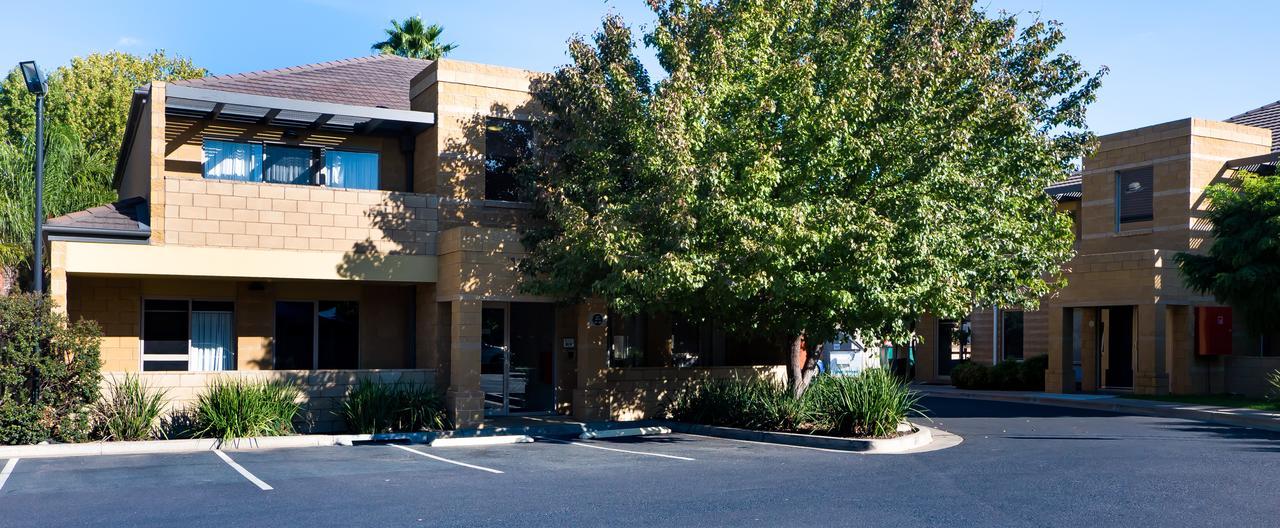 Quest Wagga Wagga Aparthotel Exterior photo