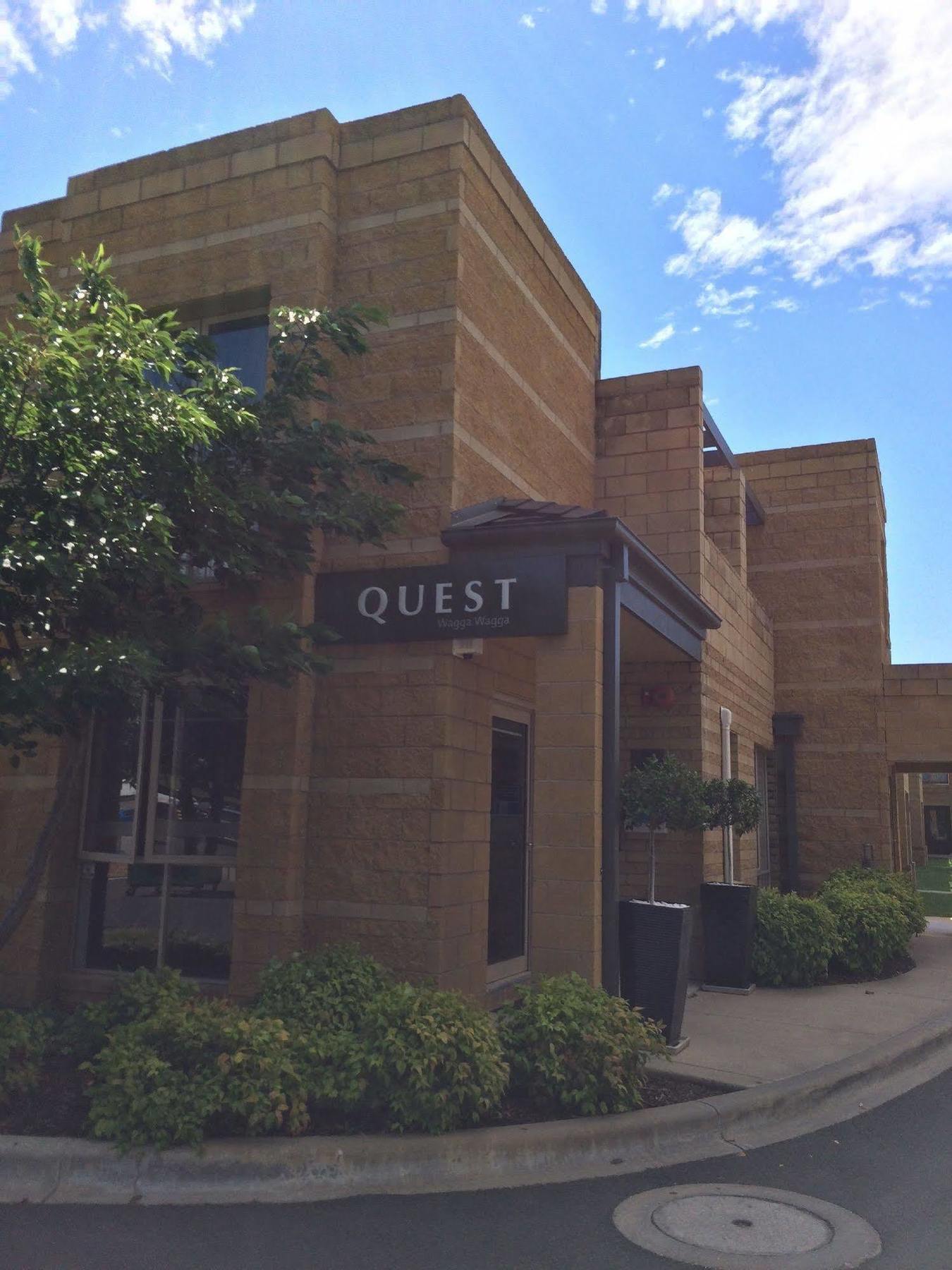 Quest Wagga Wagga Aparthotel Exterior photo